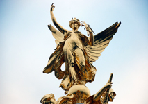 Photo London_goldene_Figur